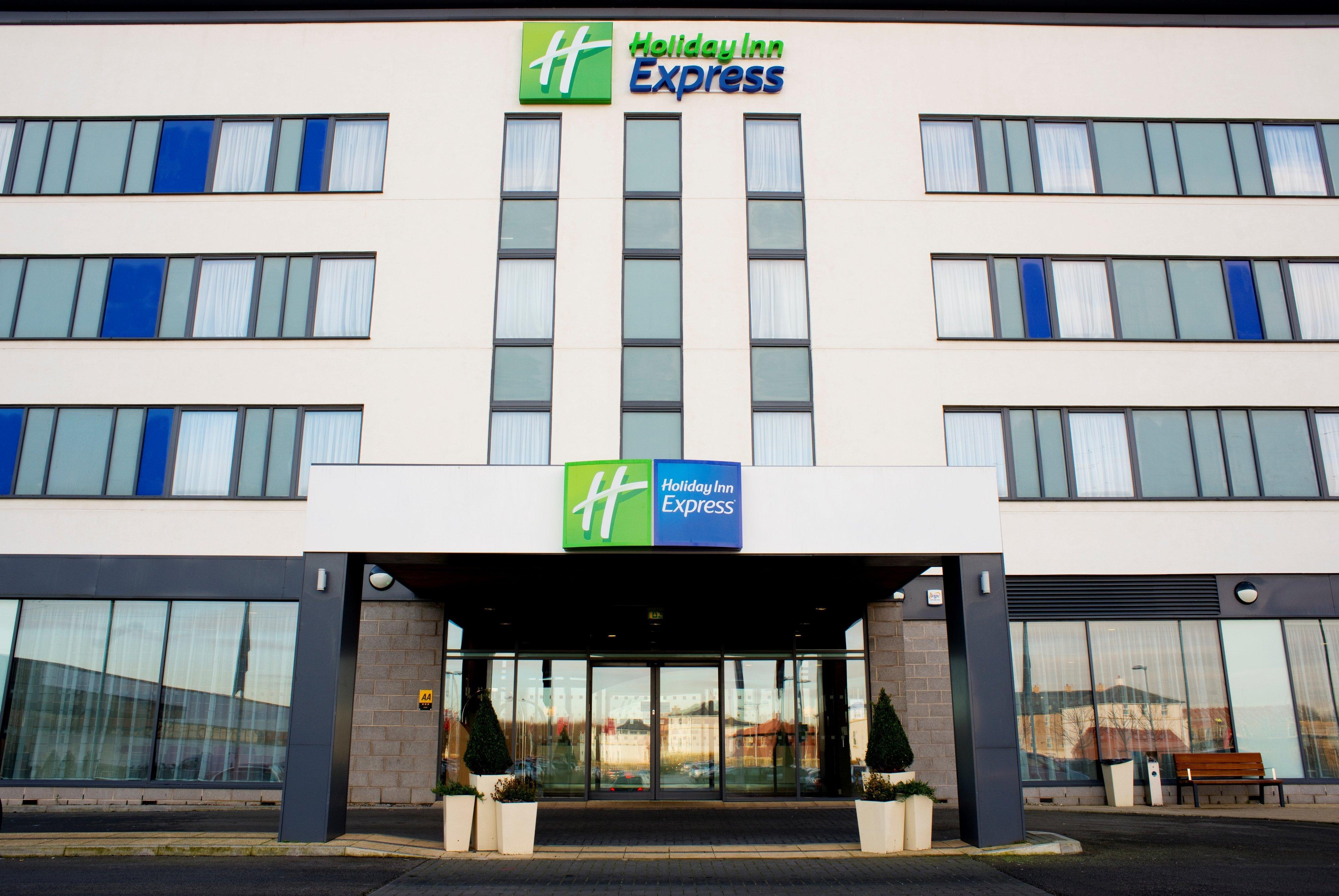 Holiday Inn Express Rotherham - North, An Ihg Hotel Extérieur photo
